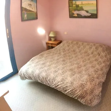 Prázdninový dům House With 2 Bedrooms In With Wonderful Sea View Enclosed Garden And Wifi *